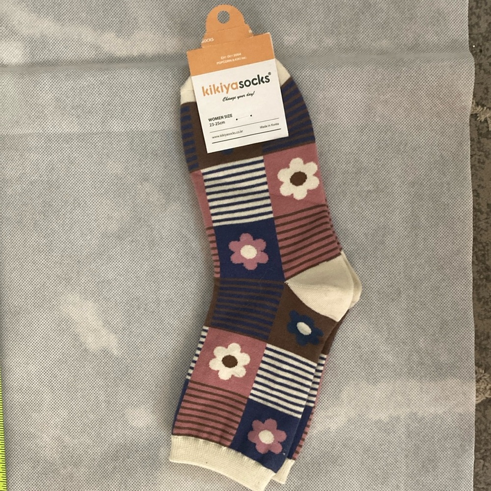 Women's Multicolor flower Patterned Socks